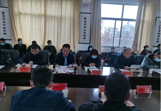 11.8豫中公司把質(zhì)量安全放在心上 抓在手上 扛在肩上 落在行動上02550.png 11.8豫中公司把質(zhì)量安全放在心上 抓在手上 扛在肩上 落在行動上02550.png