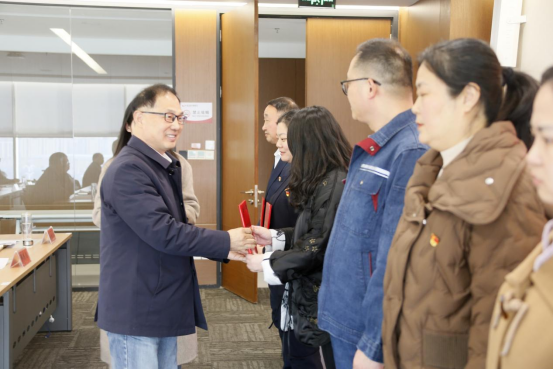 3.8市產(chǎn)業(yè)集團(tuán)召開2023年度總結(jié)表彰暨2024年度第一次雙月經(jīng)濟(jì)運(yùn)營分析會(huì)259.png 3.8市產(chǎn)業(yè)集團(tuán)召開2023年度總結(jié)表彰暨2024年度第一次雙月經(jīng)濟(jì)運(yùn)營分析會(huì)259.png